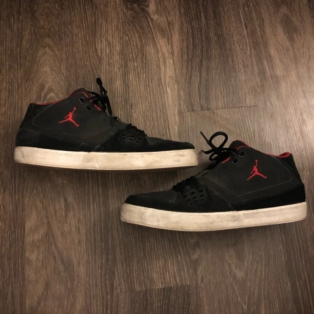 Jordan Flight 23 Classic Black & Red Sneakers